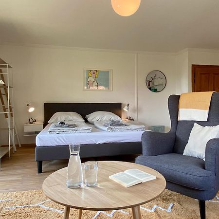Baeckerhaus - Wohnung Mit Pool Und Garten グムンデン エクステリア 写真