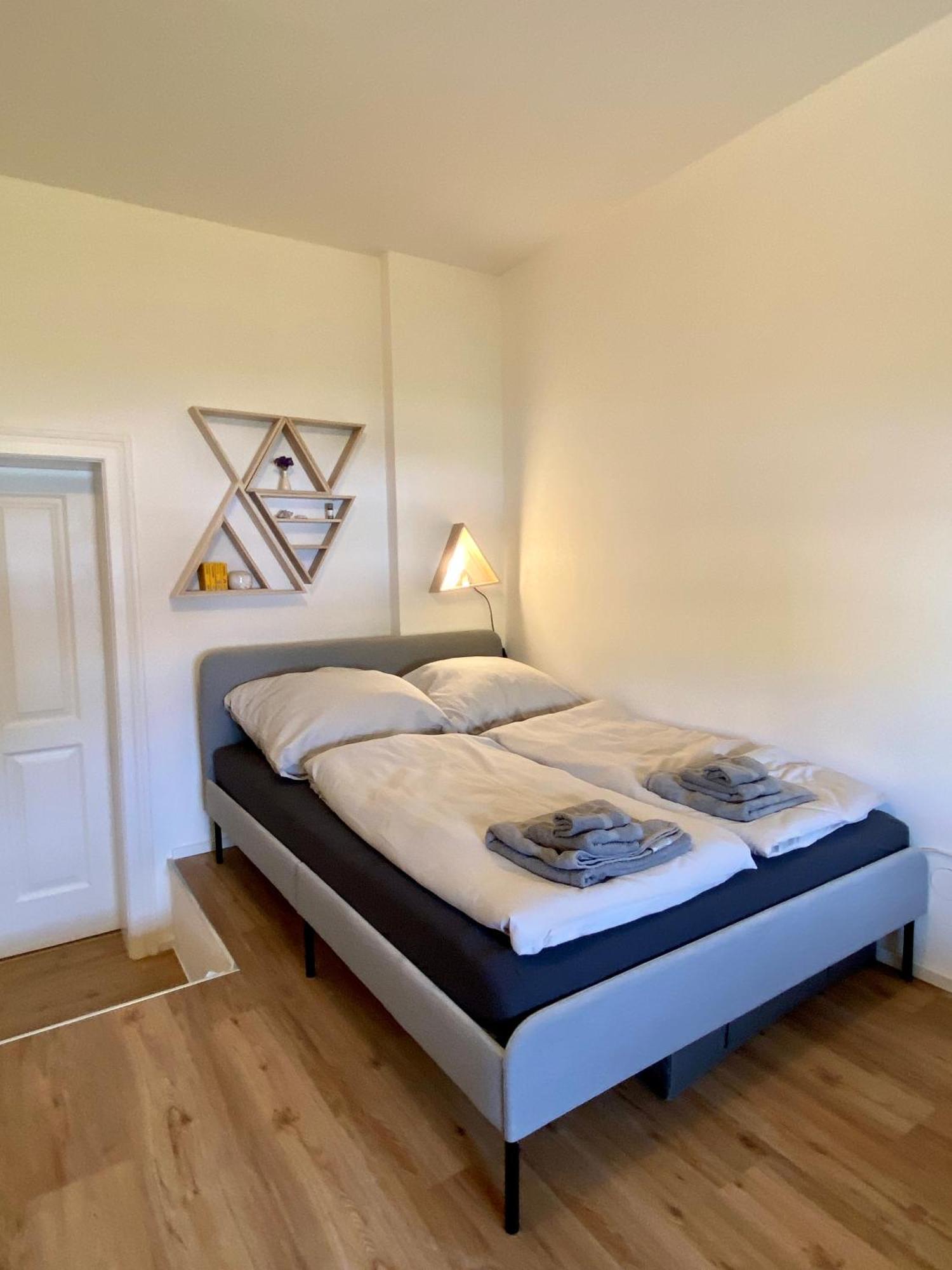 Baeckerhaus - Wohnung Mit Pool Und Garten グムンデン エクステリア 写真
