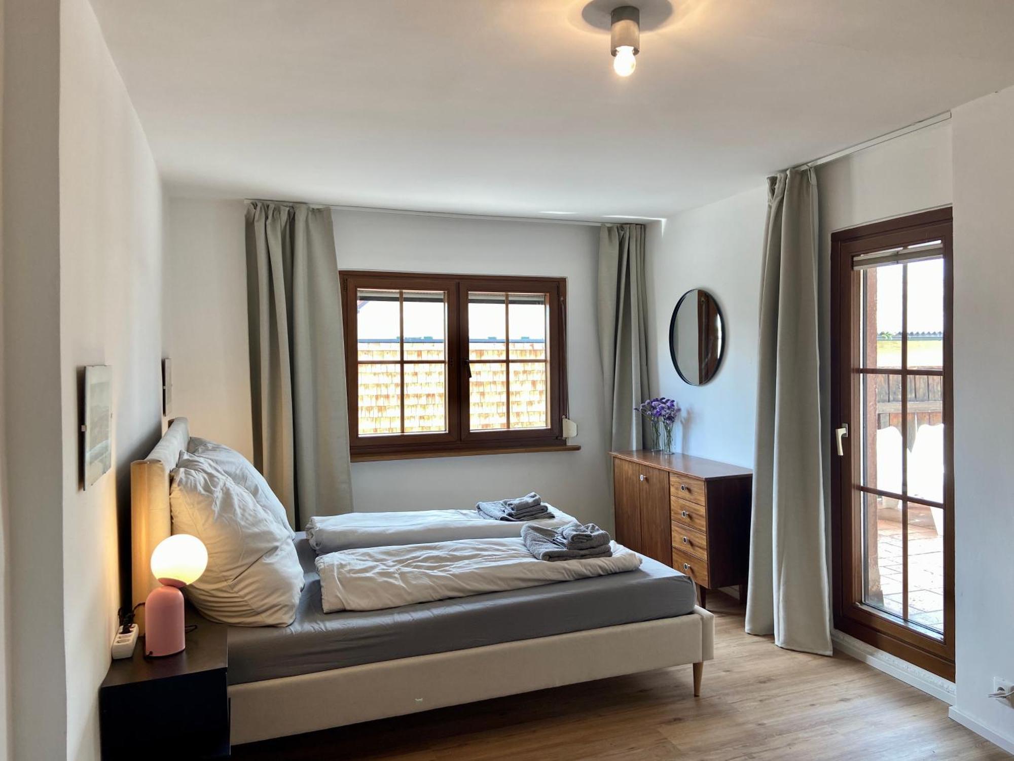 Baeckerhaus - Wohnung Mit Pool Und Garten グムンデン エクステリア 写真