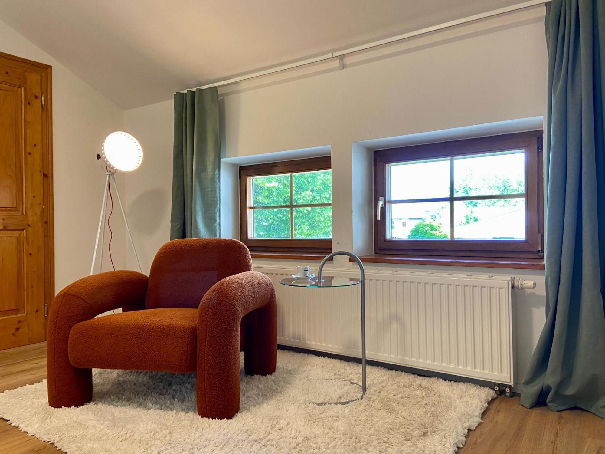 Baeckerhaus - Wohnung Mit Pool Und Garten グムンデン エクステリア 写真