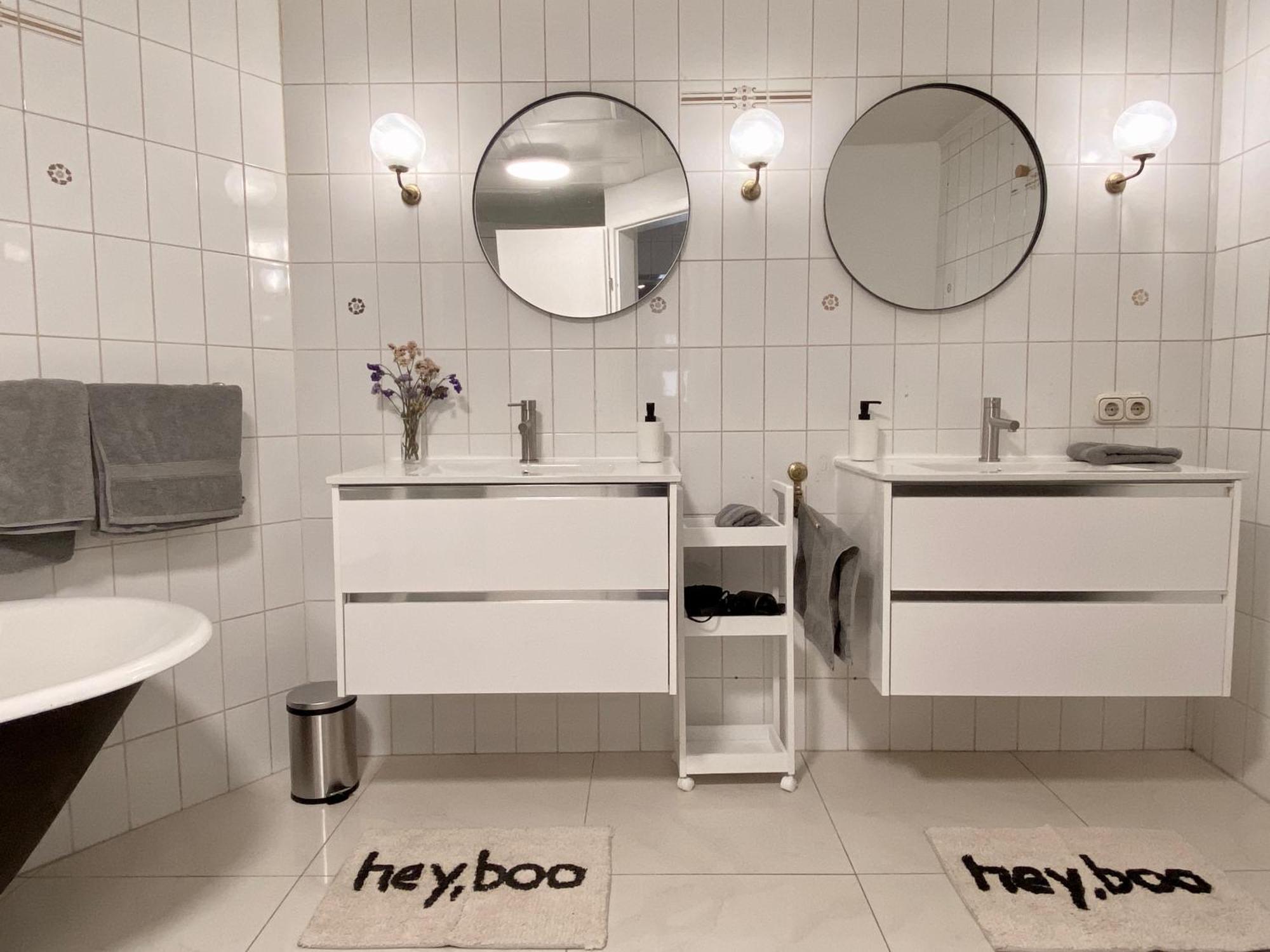 Baeckerhaus - Wohnung Mit Pool Und Garten グムンデン エクステリア 写真