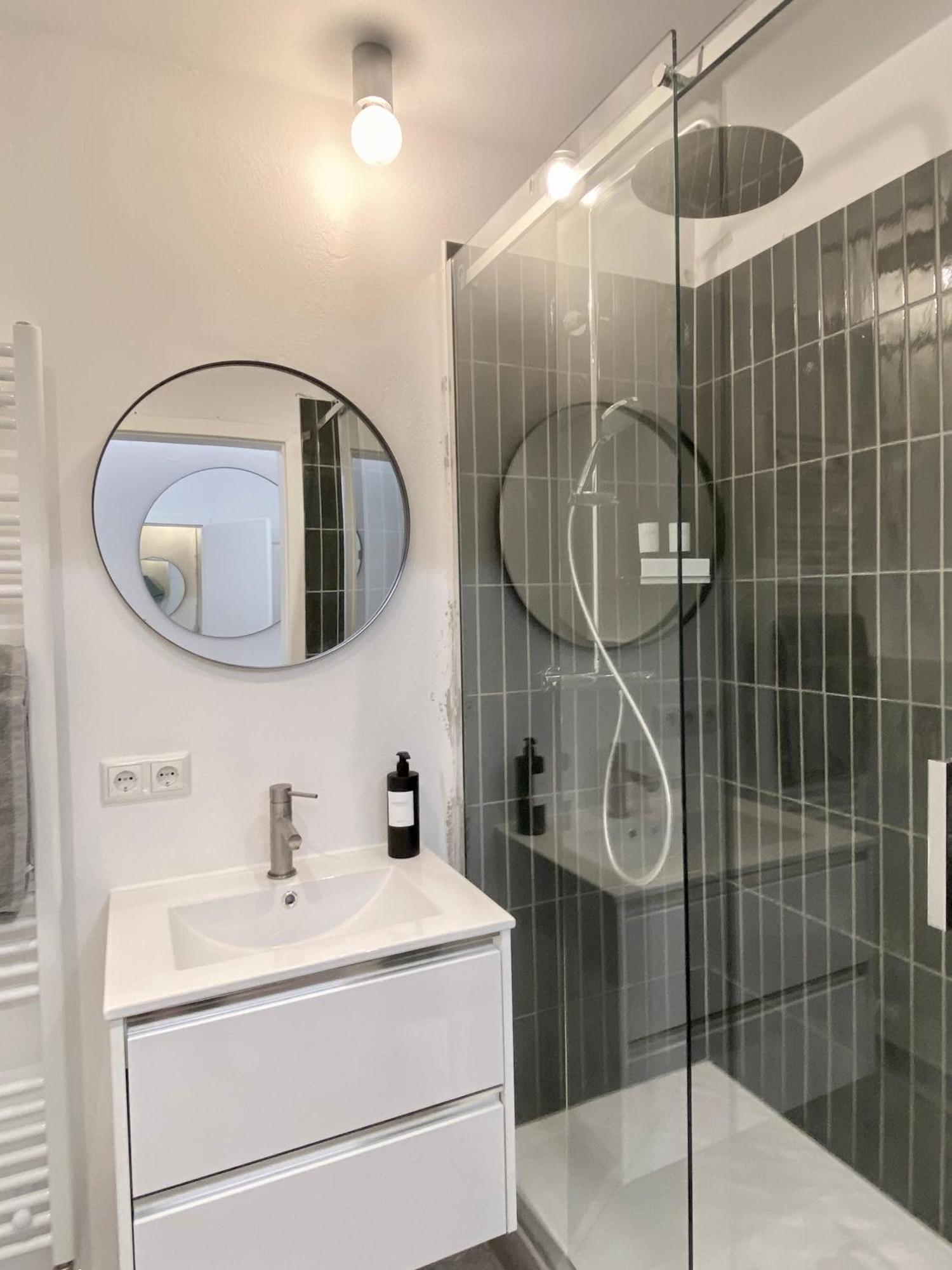 Baeckerhaus - Wohnung Mit Pool Und Garten グムンデン エクステリア 写真