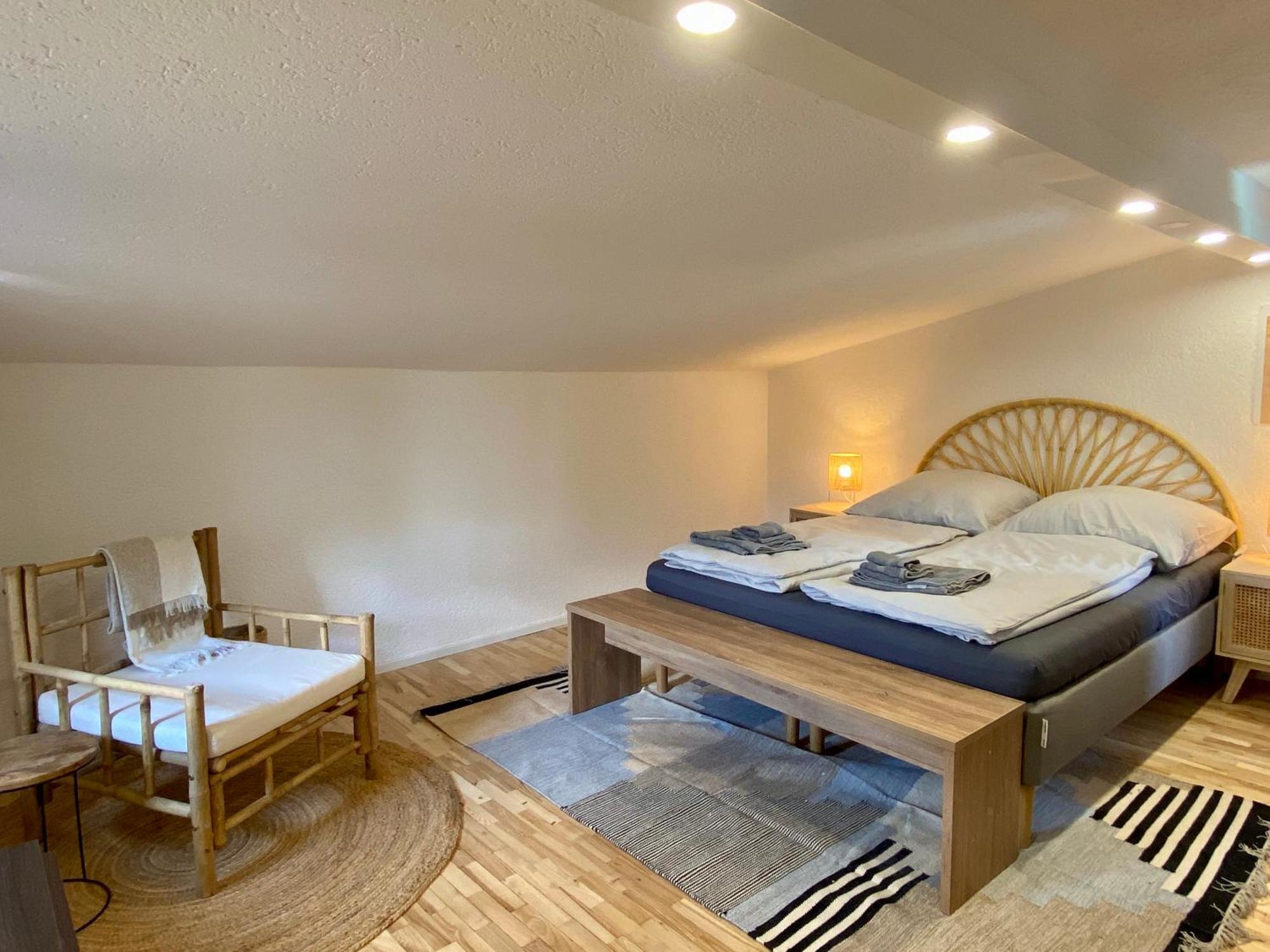 Baeckerhaus - Wohnung Mit Pool Und Garten グムンデン エクステリア 写真