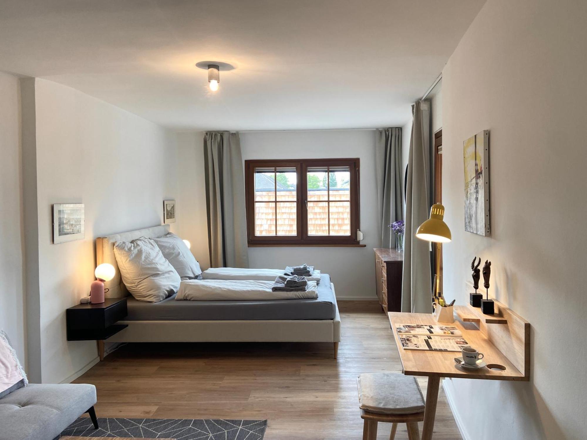 Baeckerhaus - Wohnung Mit Pool Und Garten グムンデン エクステリア 写真
