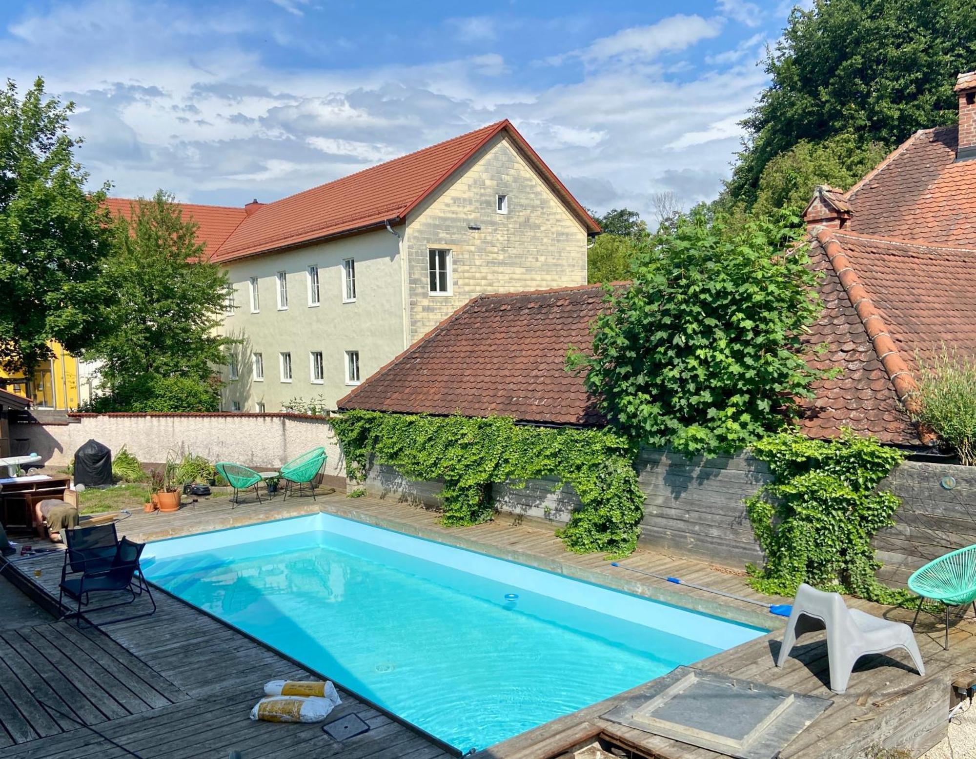 Baeckerhaus - Wohnung Mit Pool Und Garten グムンデン エクステリア 写真