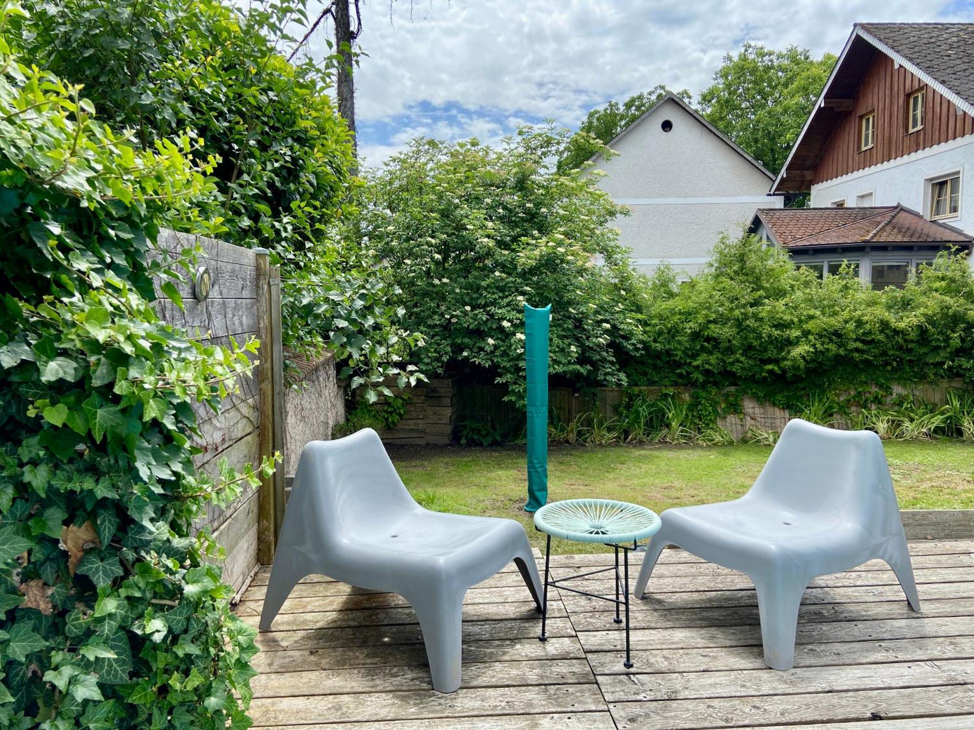 Baeckerhaus - Wohnung Mit Pool Und Garten グムンデン エクステリア 写真