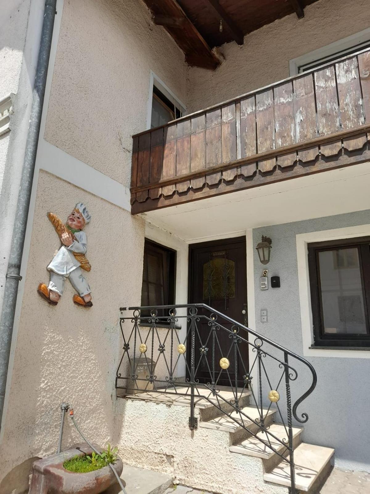 Baeckerhaus - Wohnung Mit Pool Und Garten グムンデン エクステリア 写真